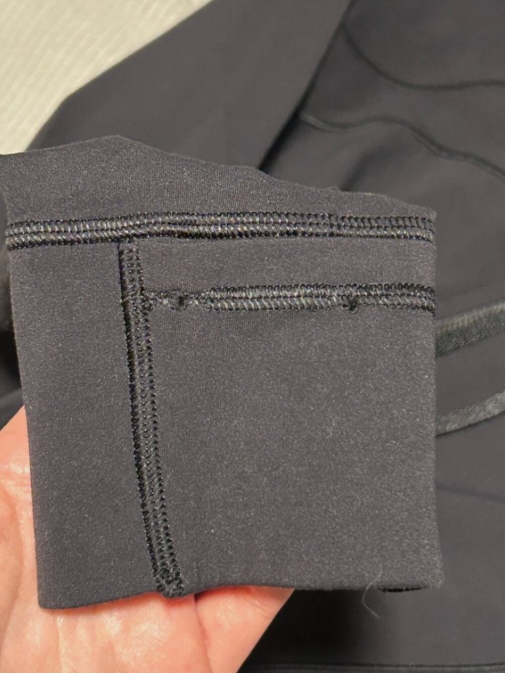 Lululemon Hooded Define Jacket *Nulu Black (Fourth Release) Size 4 - Picture 8 of 10